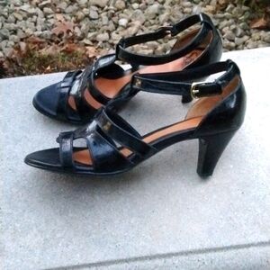 SOFFT Solis strappy leather low heel buckle strap
